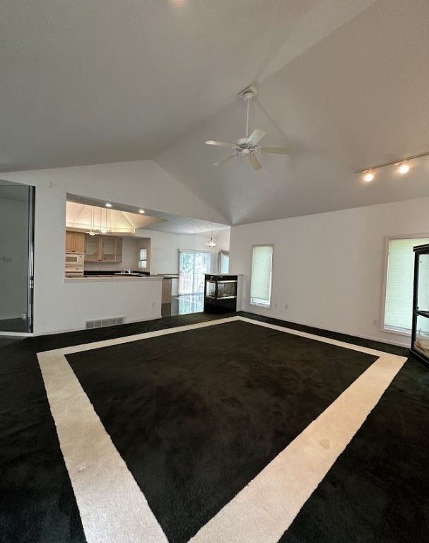 Empty room, Interior, Recessed Lighting