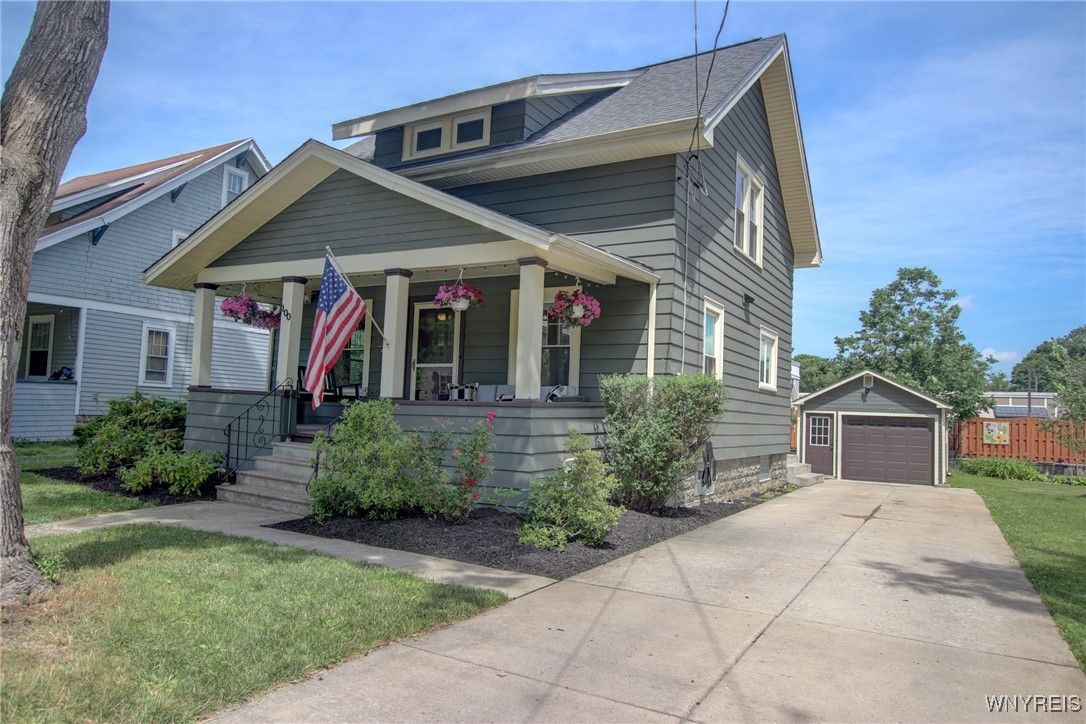 Detached Garage, Exterior, Facade, American Foursquare