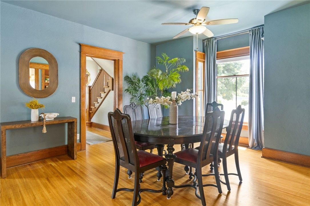 Dining room, Interior, Wood Texture Flooring