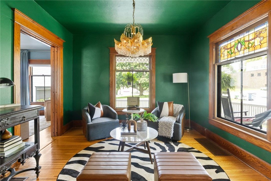 Chandelier, Interior, Living room, Wood Texture Flooring