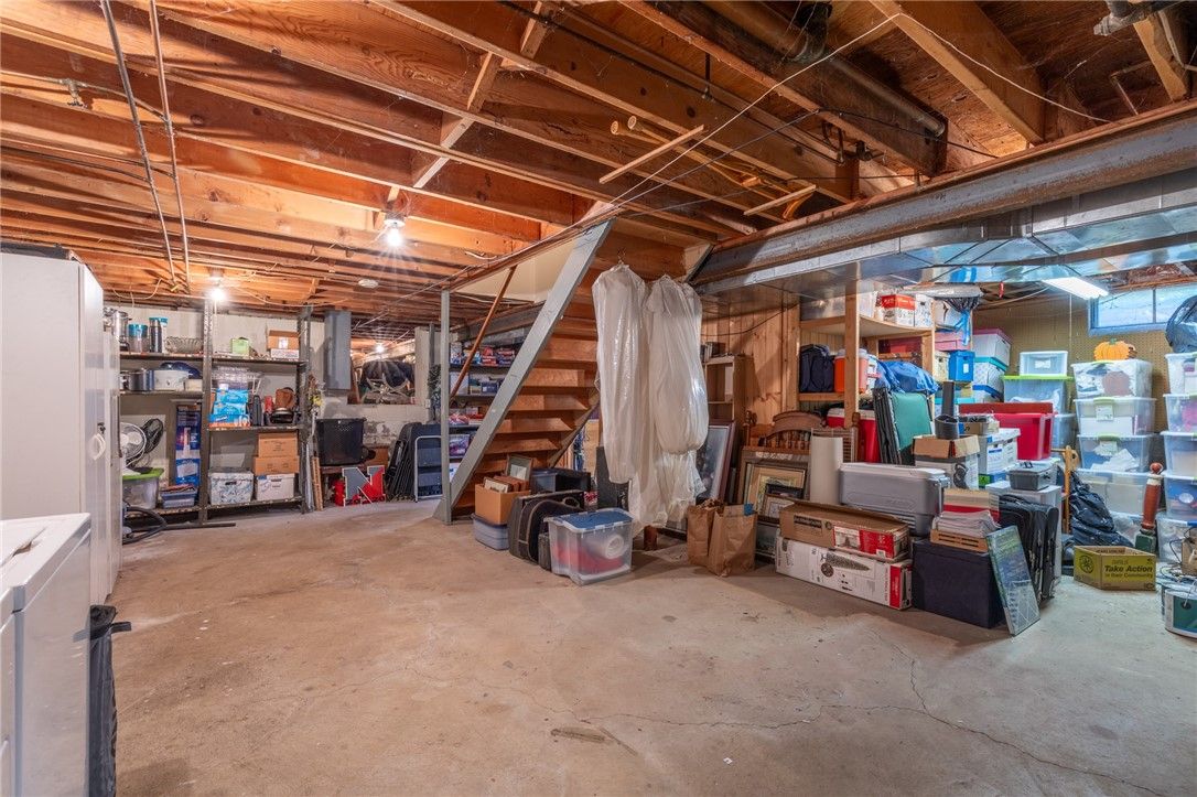 Interior, Wooden Beams