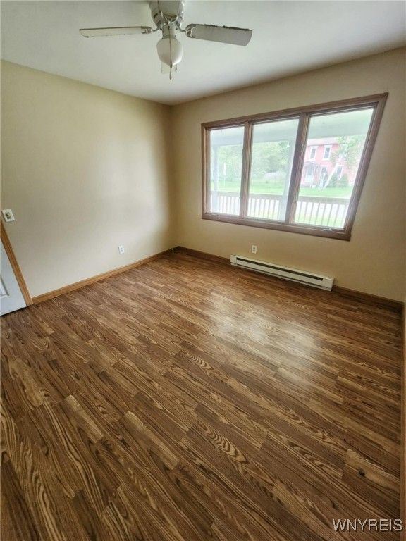 Empty room, Interior, Wood Texture Flooring