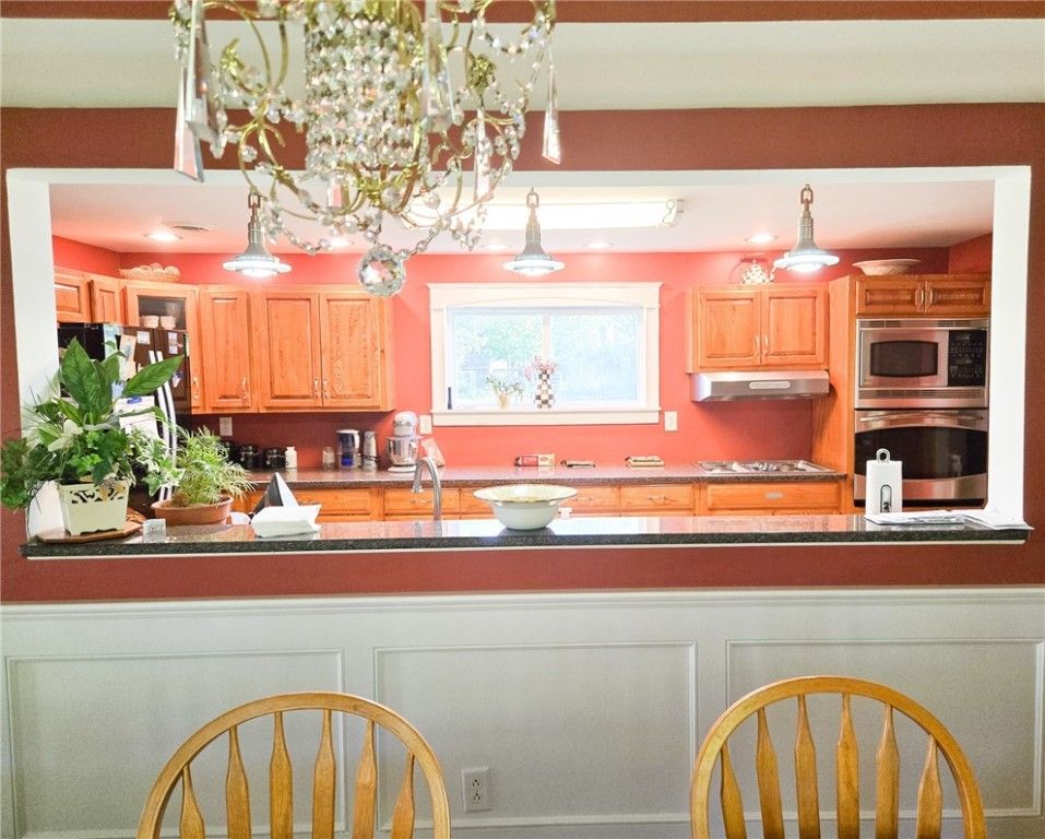 Interior, Kitchen, Pendant Lights, Stainless Steel Appliances