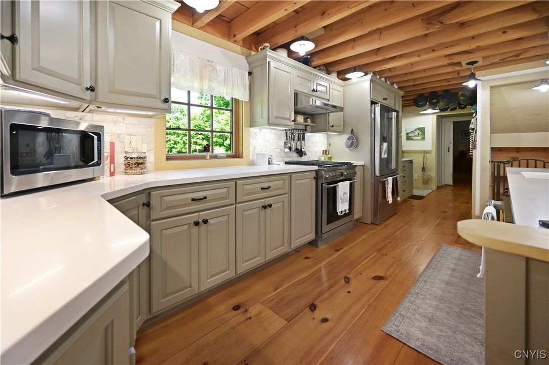 Interior, Kitchen, Stainless Steel Appliances, Wooden Beams, Wooden Ceilings, Wood Texture Flooring