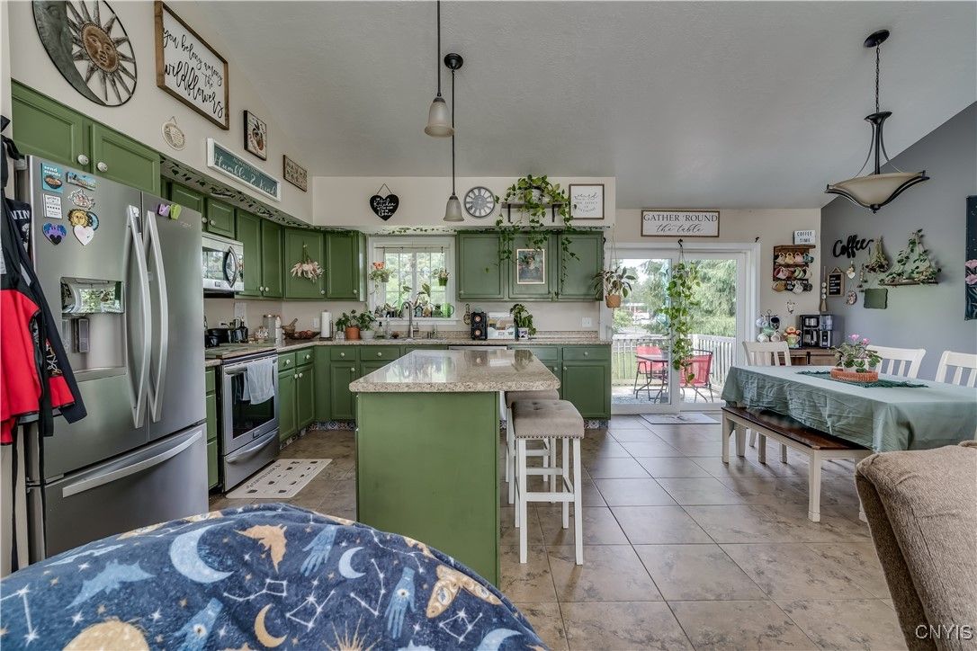 Dining room, Interior, Kitchen, Pendant Lights