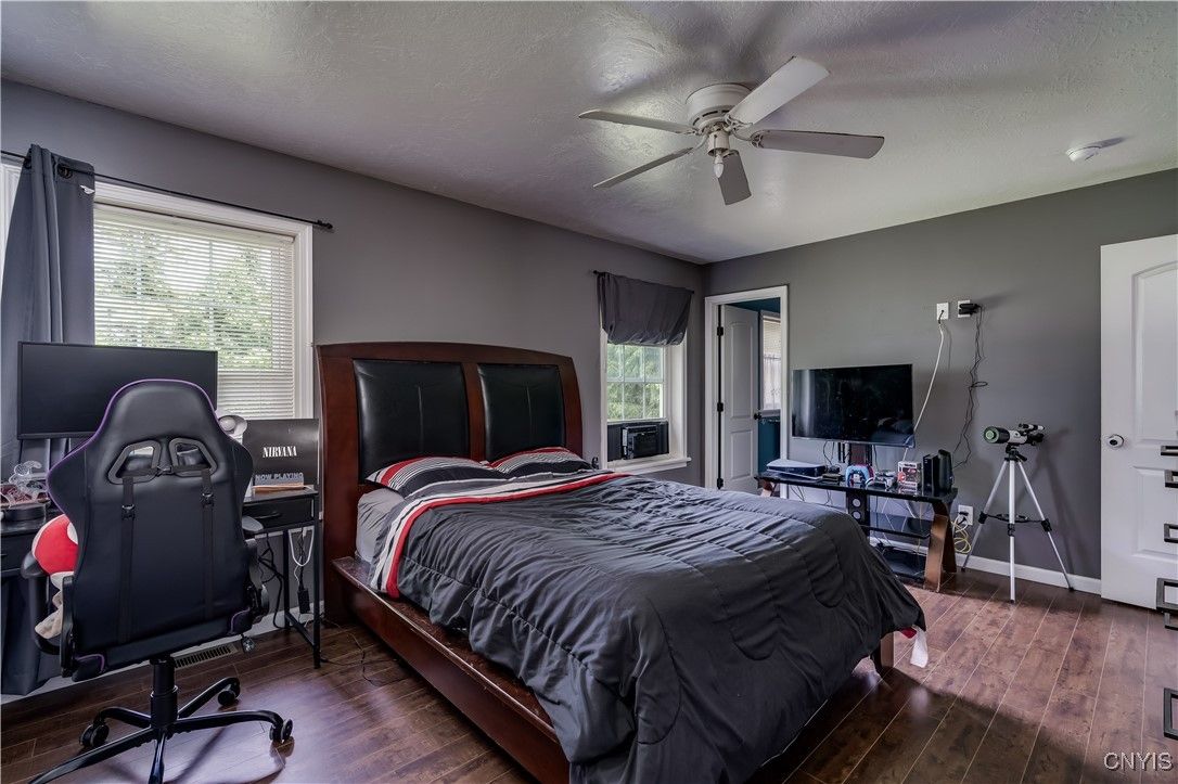 Bedroom, Home Office, Interior, Wood Texture Flooring