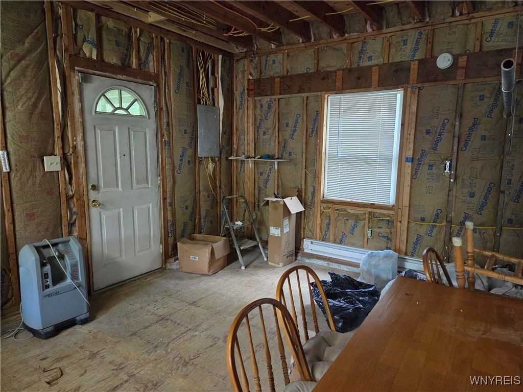 Dining room, Interior