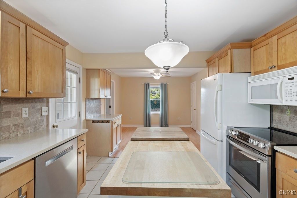 Interior, Kitchen, Pendant Lights
