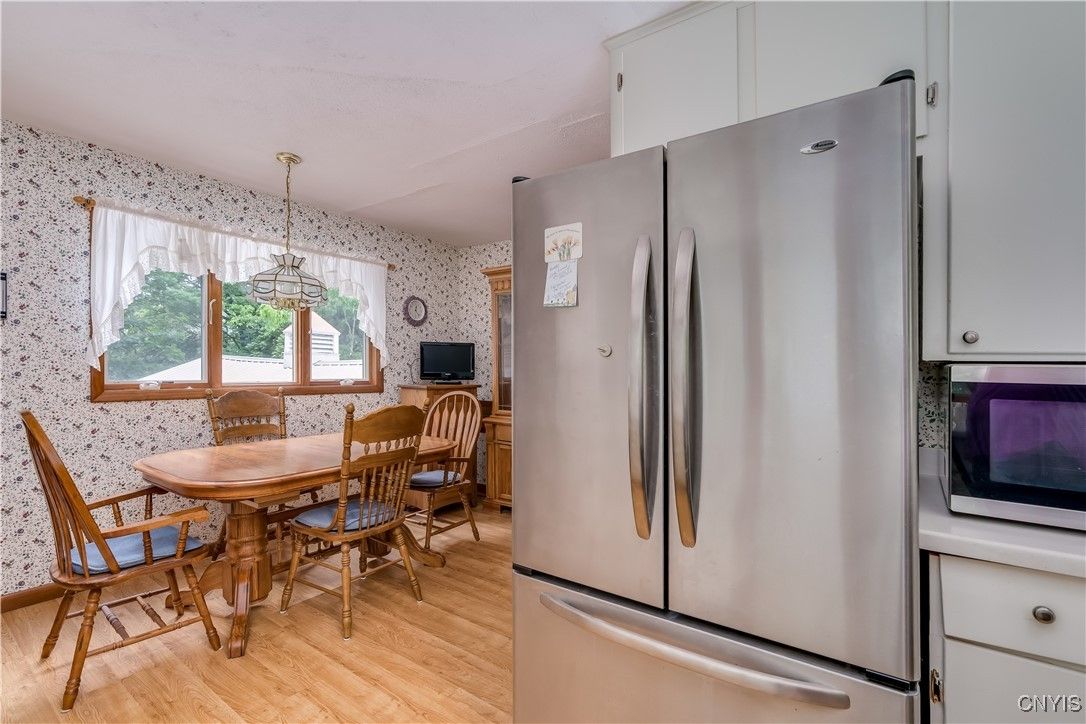 Dining room, Interior, Kitchen, Pendant Lights, Wood Texture Flooring