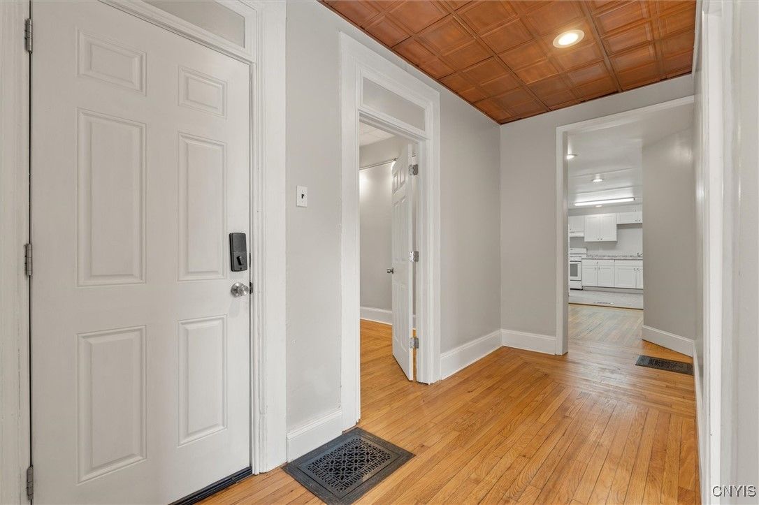 Interior, Recessed Lighting, Wooden Ceilings, Wood Texture Flooring