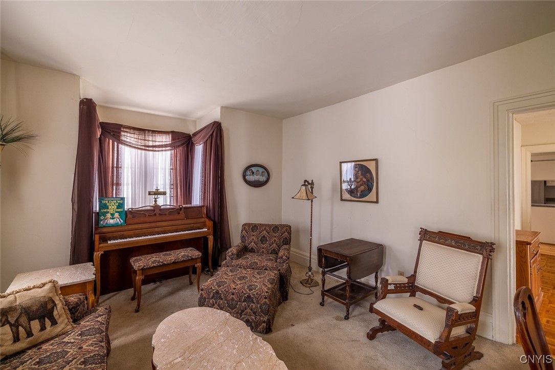 Interior, Living room, Piano