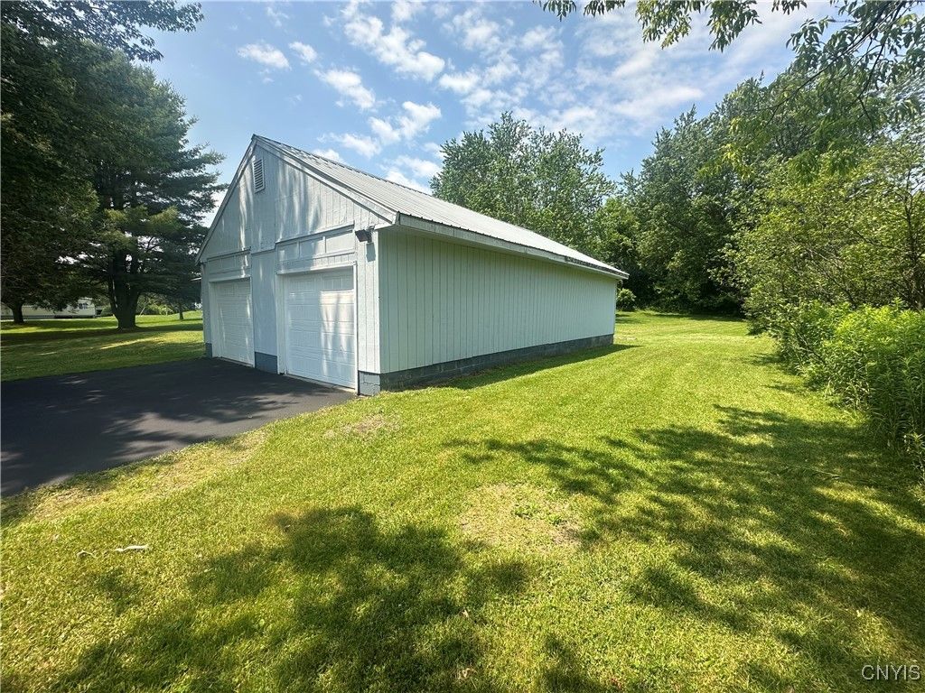 Backyard, Detached Garage, Exterior