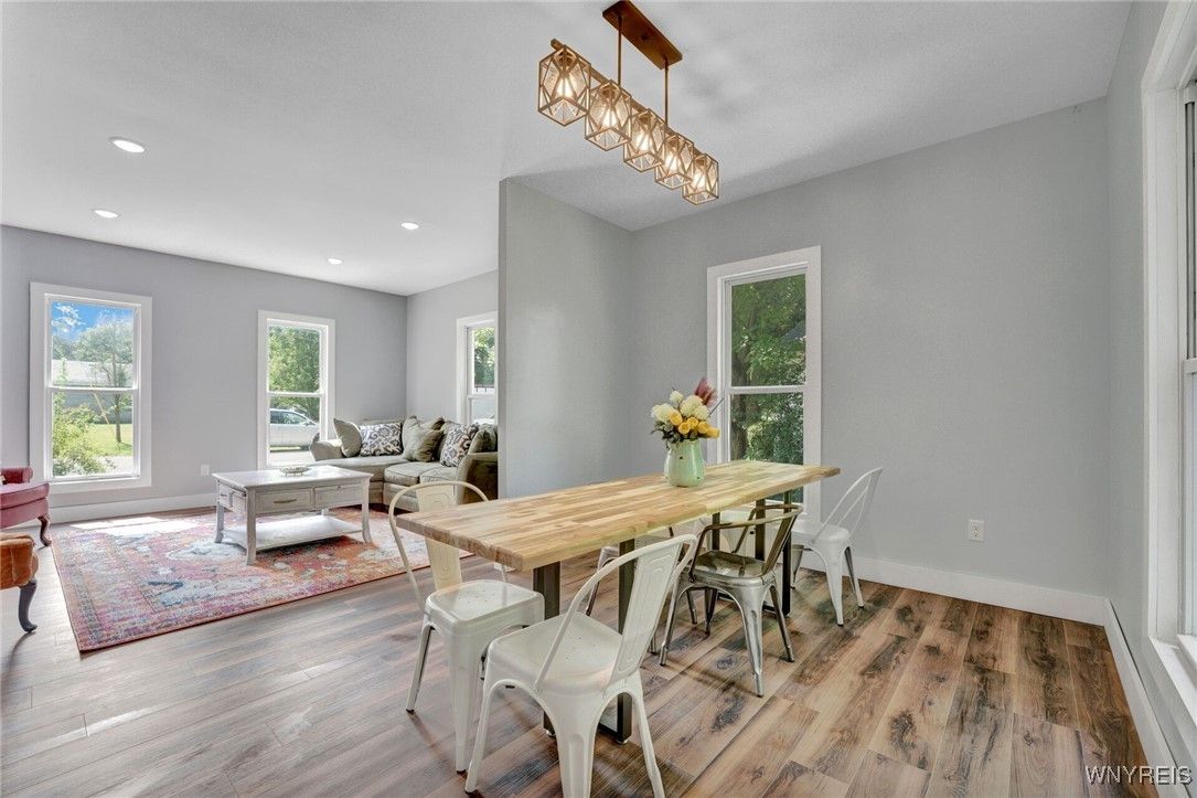 Dining room, Interior, Living room, Recessed Lighting, Wood Texture Flooring