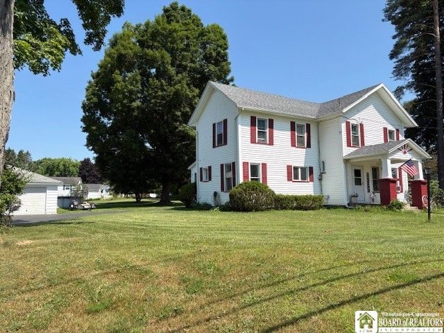 Backyard, Detached Garage, Exterior, Facade, Farmhouse