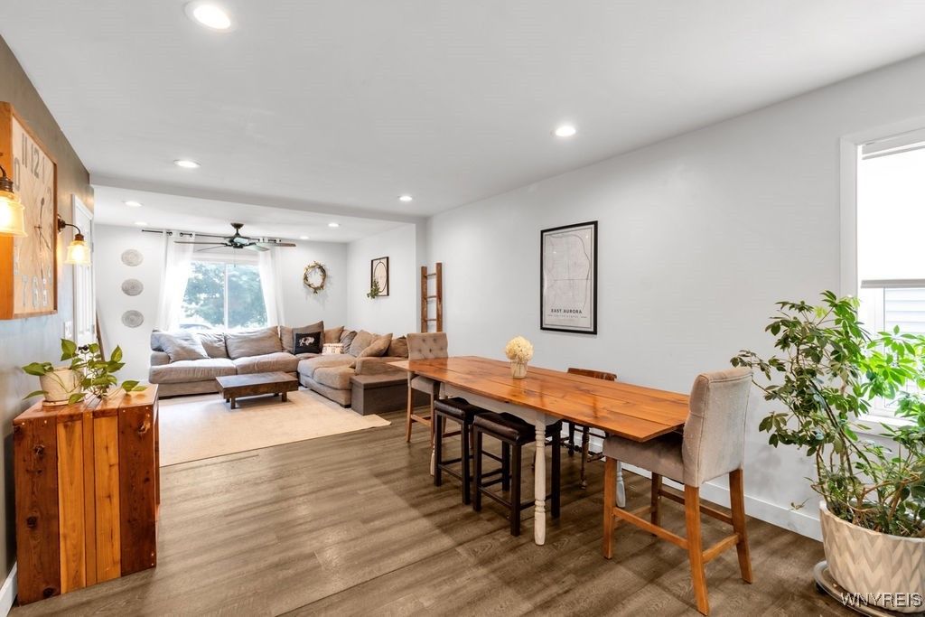 Dining room, Interior, Living room, Recessed Lighting, Wood Texture Flooring