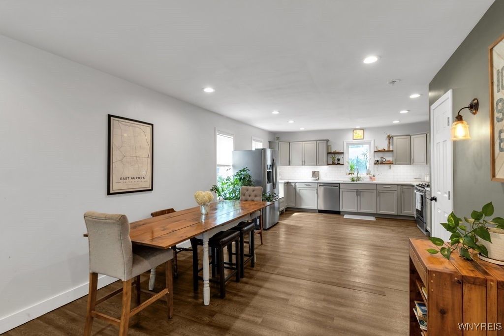 Dining room, Interior, Kitchen, Recessed Lighting, Stainless Steel Appliances, Wood Texture Flooring