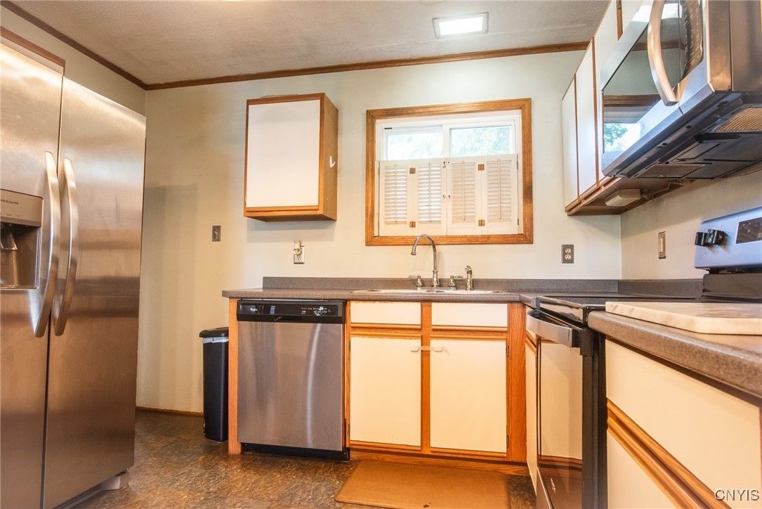 Interior, Kitchen, Stainless Steel Appliances