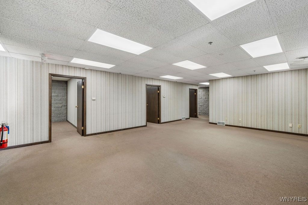Empty room, Interior, Recessed Lighting