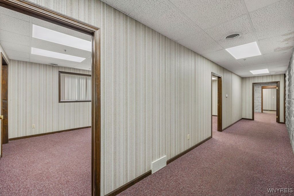 Empty room, Interior, Recessed Lighting