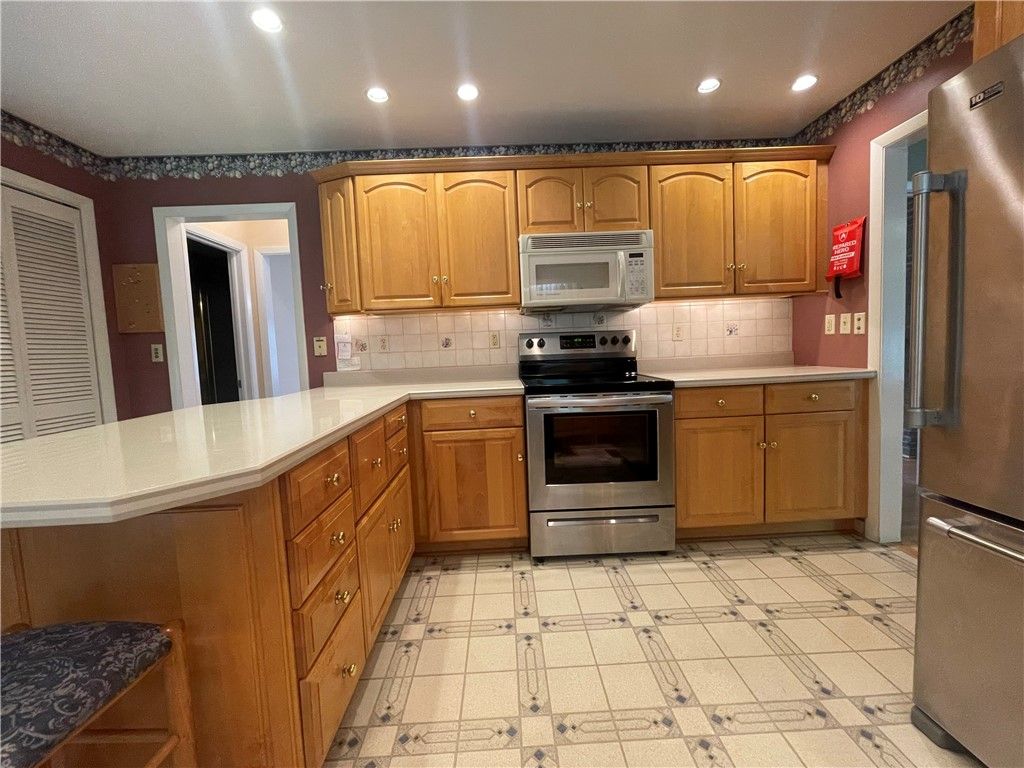 Interior, Kitchen, Recessed Lighting, Stainless Steel Appliances