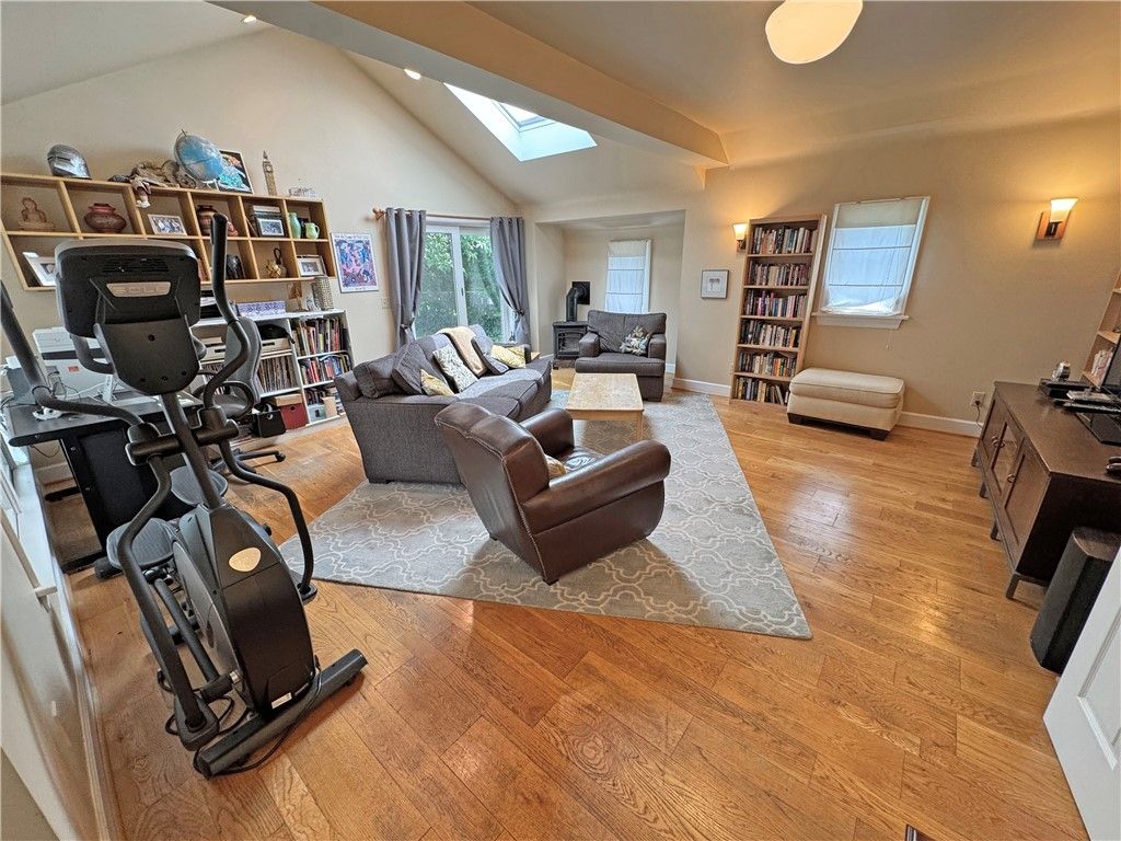 Fitness Equipment, Home Office, Interior, Living room, Recessed Lighting, Wood Texture Flooring