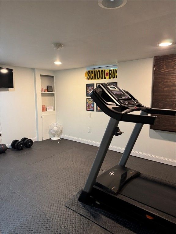 Fitness Equipment, Interior, Recessed Lighting