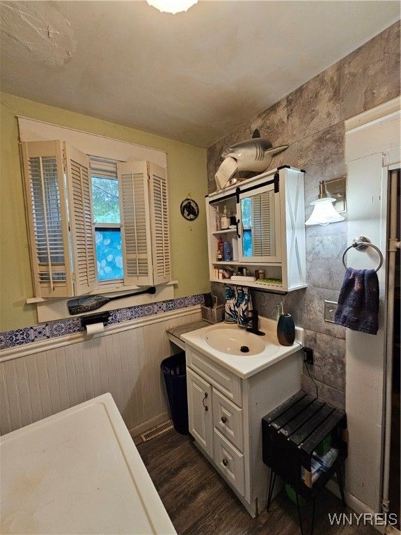 Bathroom, Interior, Wood Texture Flooring