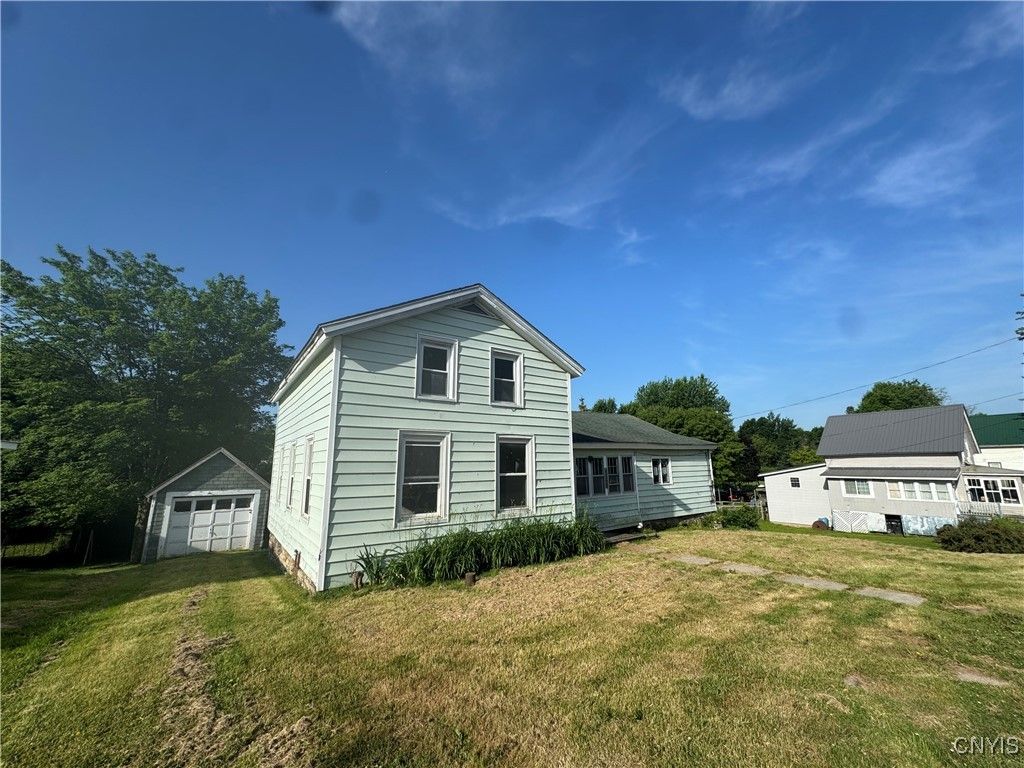 Backyard, Detached Garage, Exterior