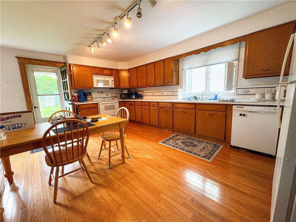 Dining room, Interior, Kitchen, Wood Texture Flooring