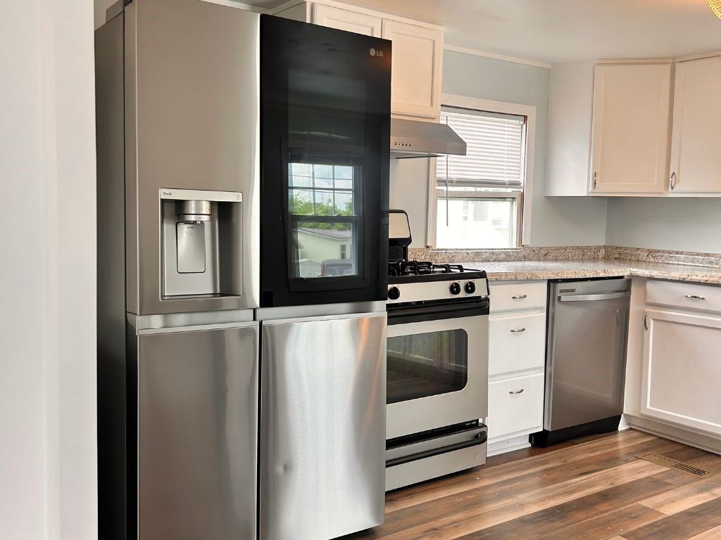 Interior, Kitchen, Stainless Steel Appliances, Wood Texture Flooring