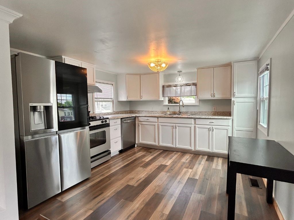 Chandelier, Interior, Kitchen, Stainless Steel Appliances, Wood Texture Flooring
