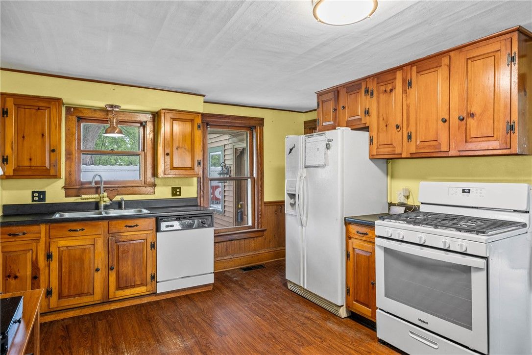 Interior, Kitchen, Wood Texture Flooring