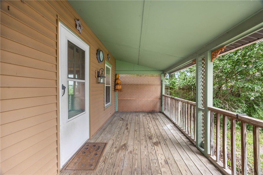 Exterior, Wood Texture Flooring