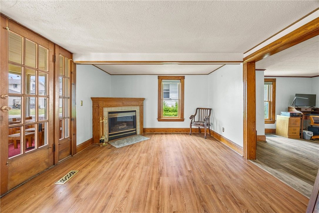Empty room, Fireplace, Interior, Wood Texture Flooring