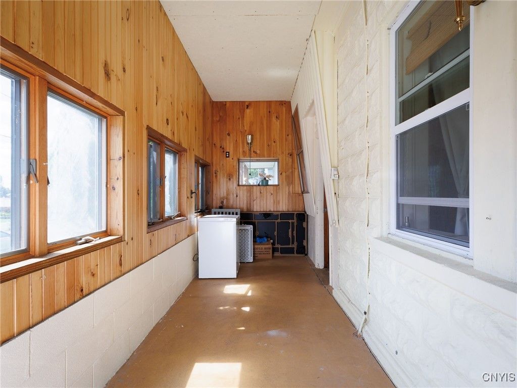 Interior, Wooden Walls