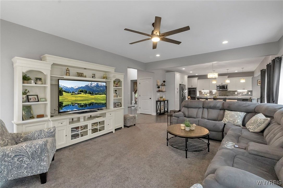 Interior, Kitchen, Living room, Recessed Lighting, Stainless Steel Appliances