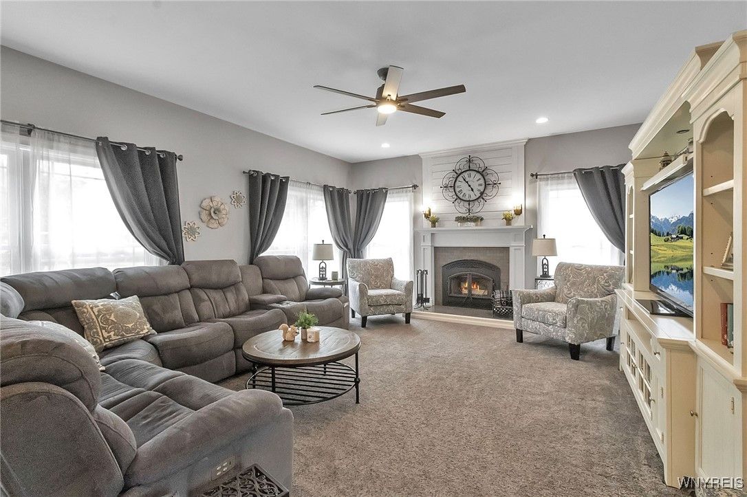 Fireplace, Interior, Living room, Recessed Lighting