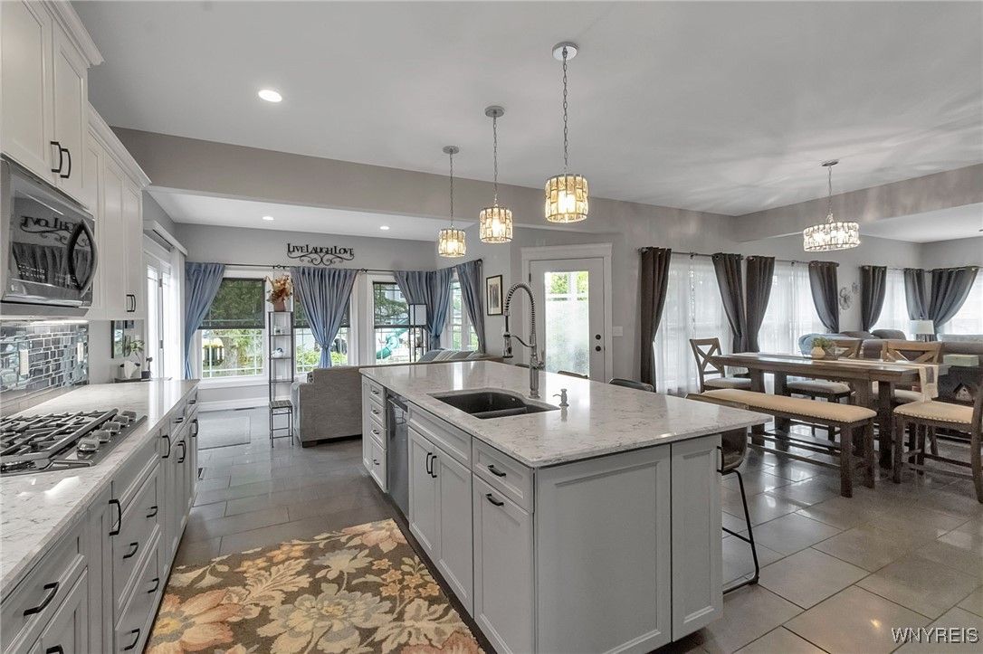 Chandelier, Dining room, Interior, Kitchen, Pendant Lights, Recessed Lighting