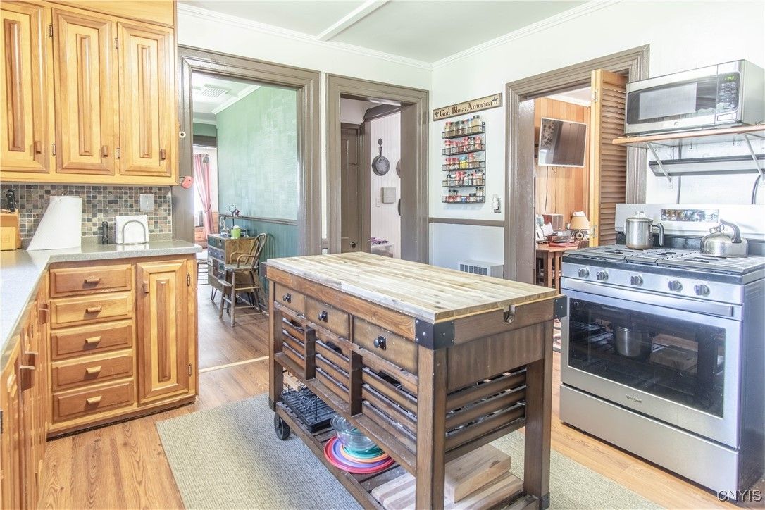 Interior, Kitchen, Stainless Steel Appliances, Wood Texture Flooring