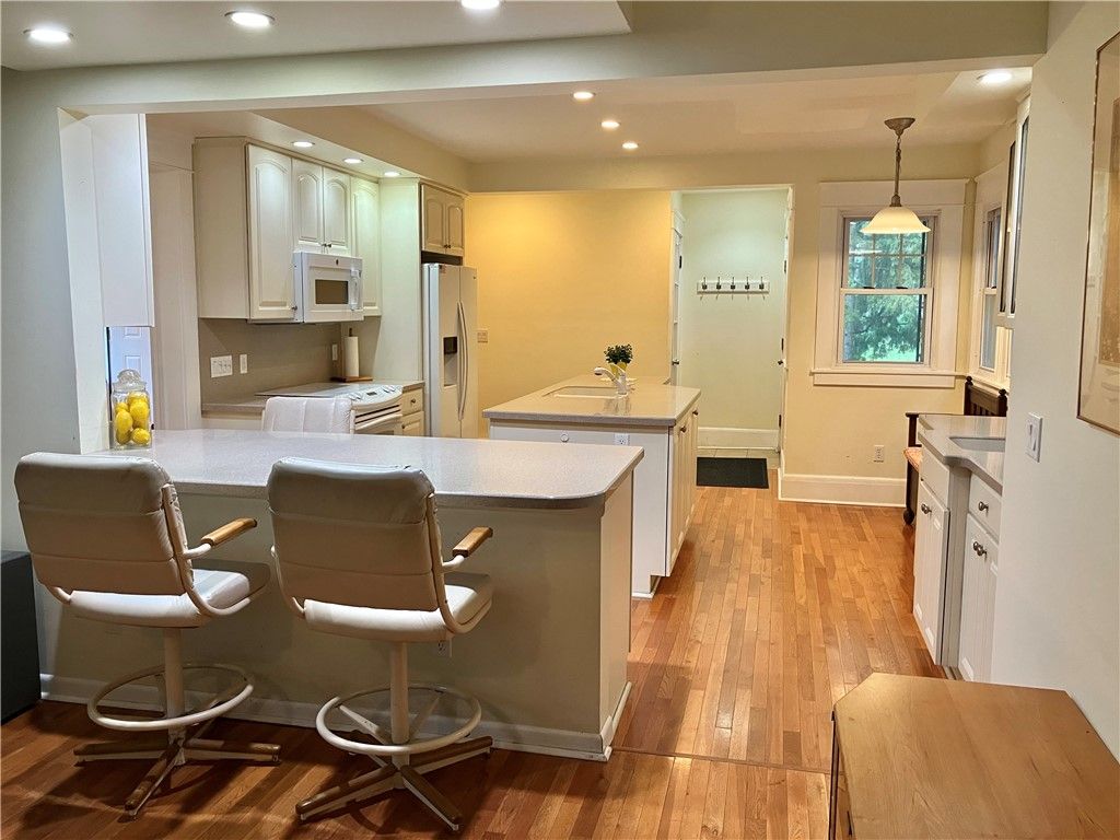 Interior, Kitchen, Pendant Lights, Recessed Lighting, Wood Texture Flooring