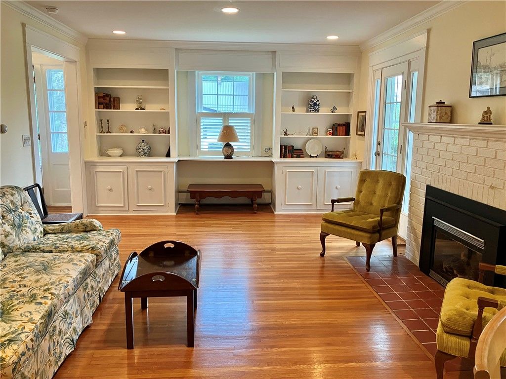 Fireplace, Interior, Recessed Lighting, Wood Texture Flooring