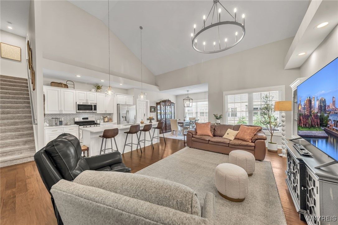 Dining room, Interior, Kitchen, Living room, Pendant Lights, Recessed Lighting, Stainless Steel Appliances, Wood Texture Flooring