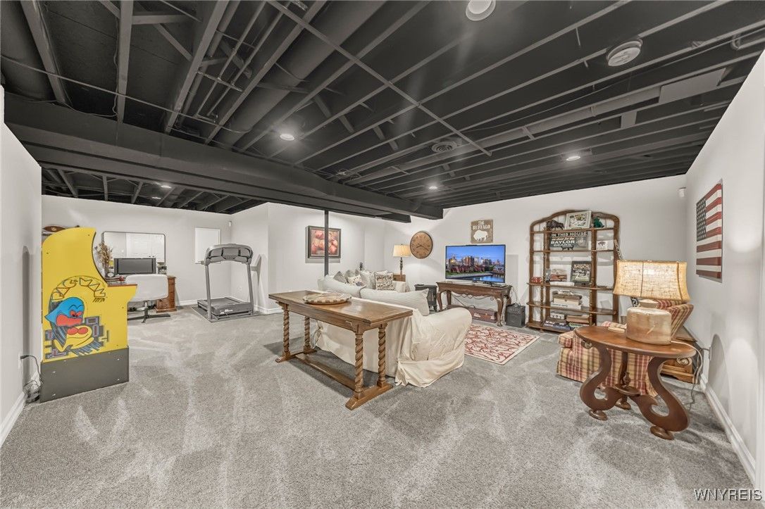 Fitness Equipment, Interior, Recessed Lighting