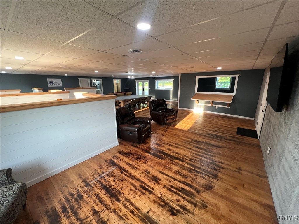 Interior, Pendant Lights, Recessed Lighting, Wood Texture Flooring