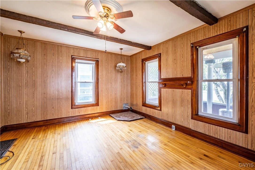 Empty room, Interior, Pendant Lights, Wooden Beams, Wood Texture Flooring, Wooden Walls