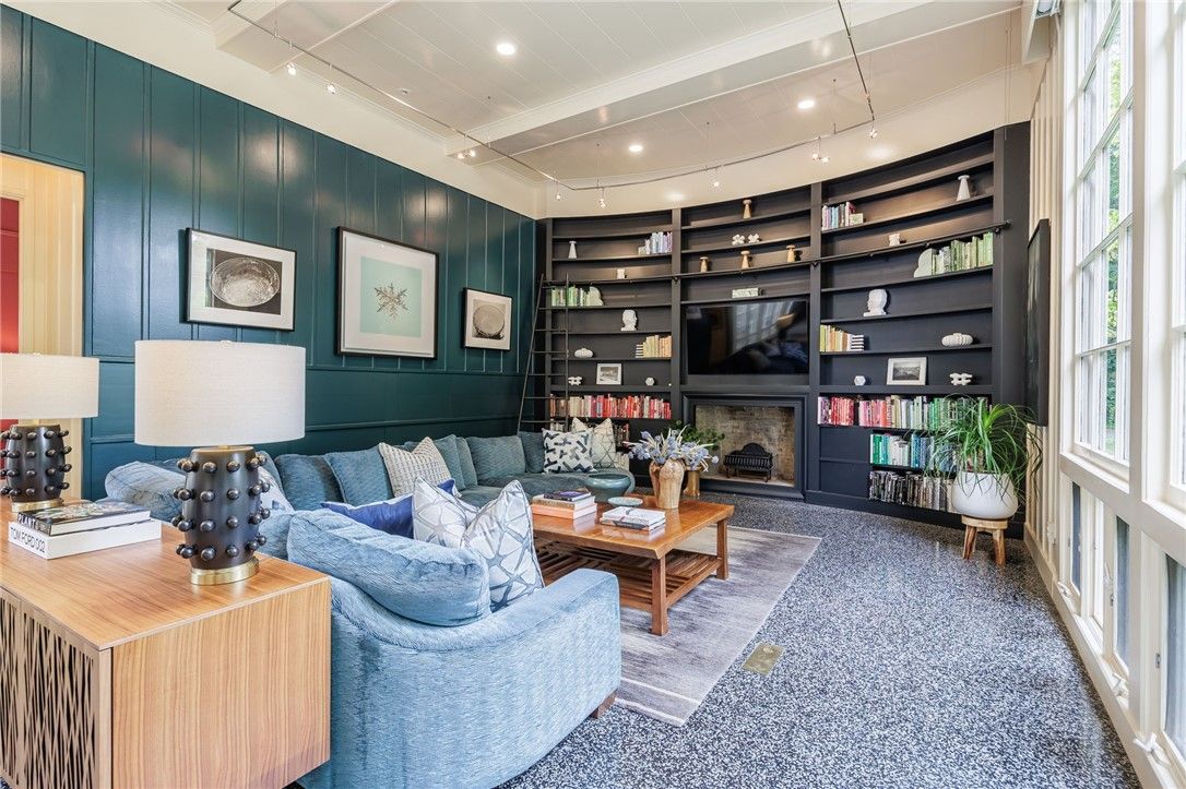 Fireplace, Interior, Living room, Recessed Lighting