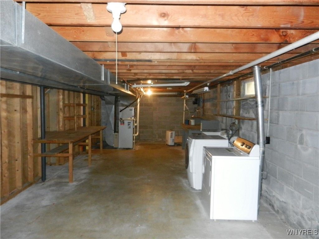 Interior, Stone Walls, Washer, Wooden Beams