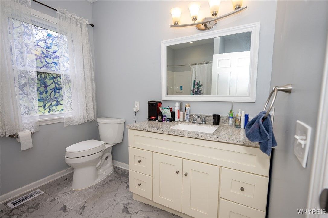 Bathroom, Interior