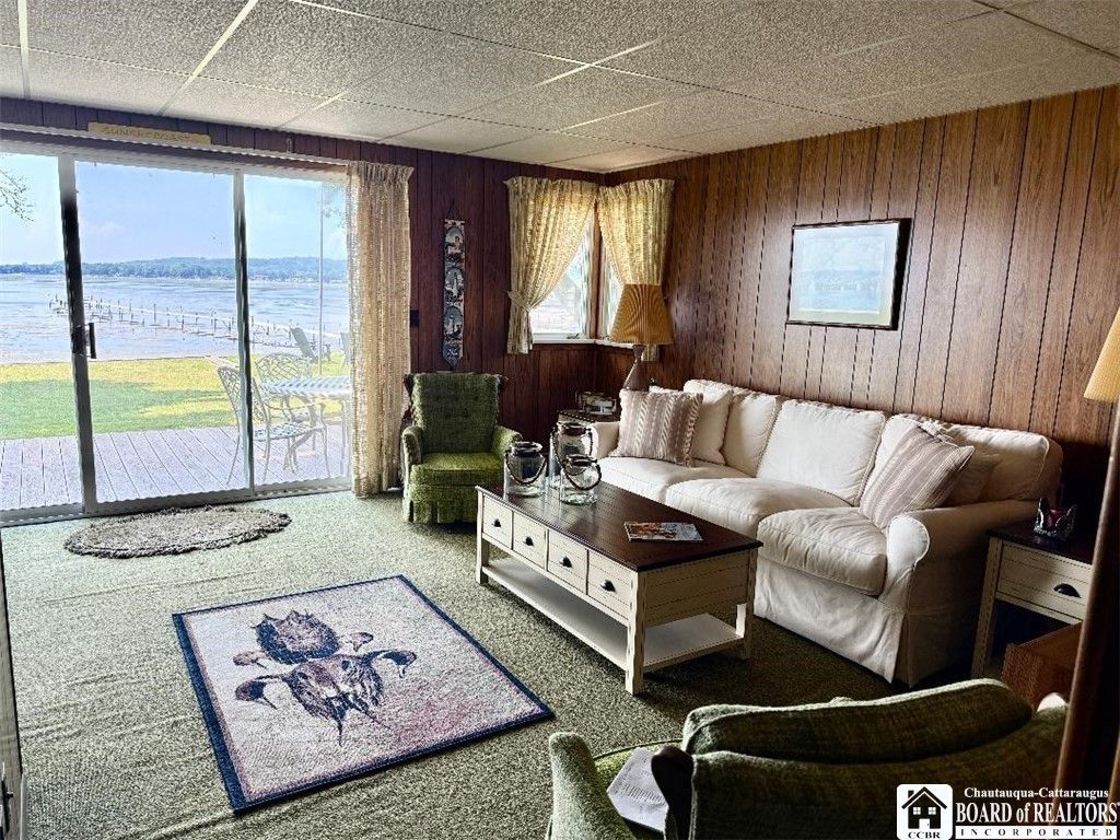 Interior, Living room, Water, Wooden Walls