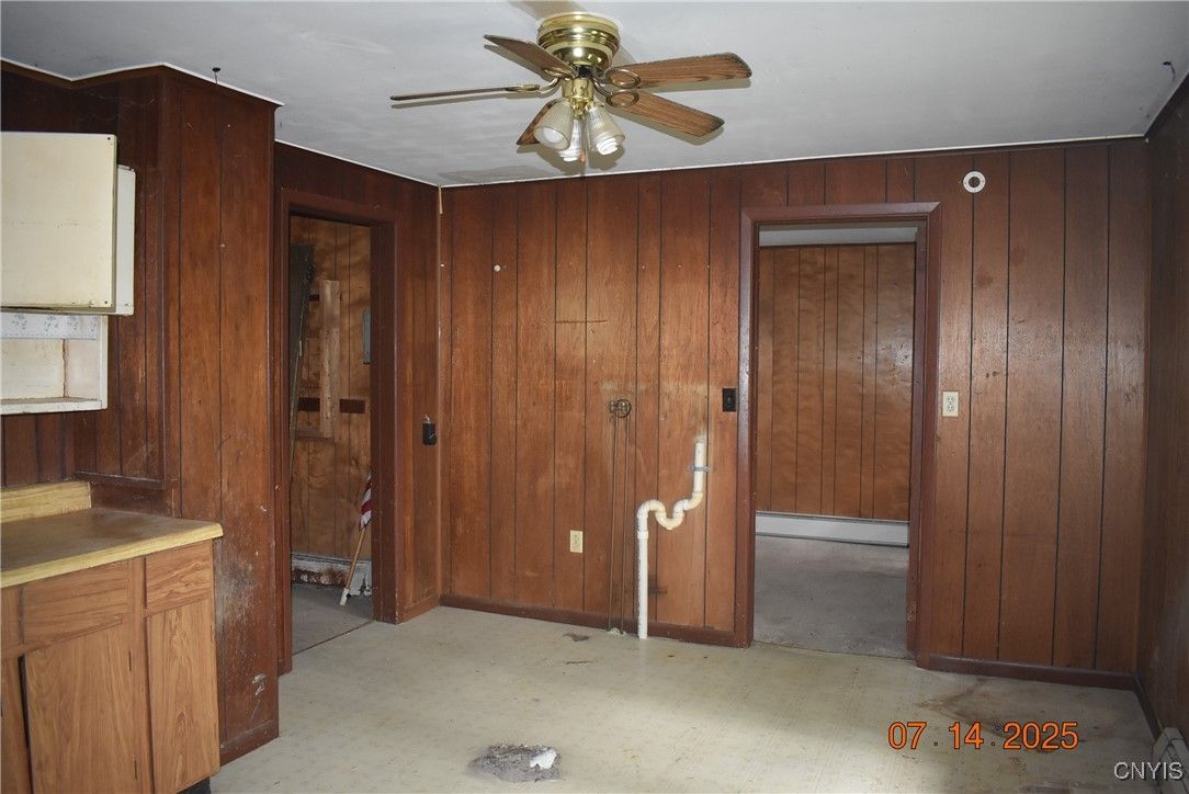 Empty room, Interior, Wooden Walls